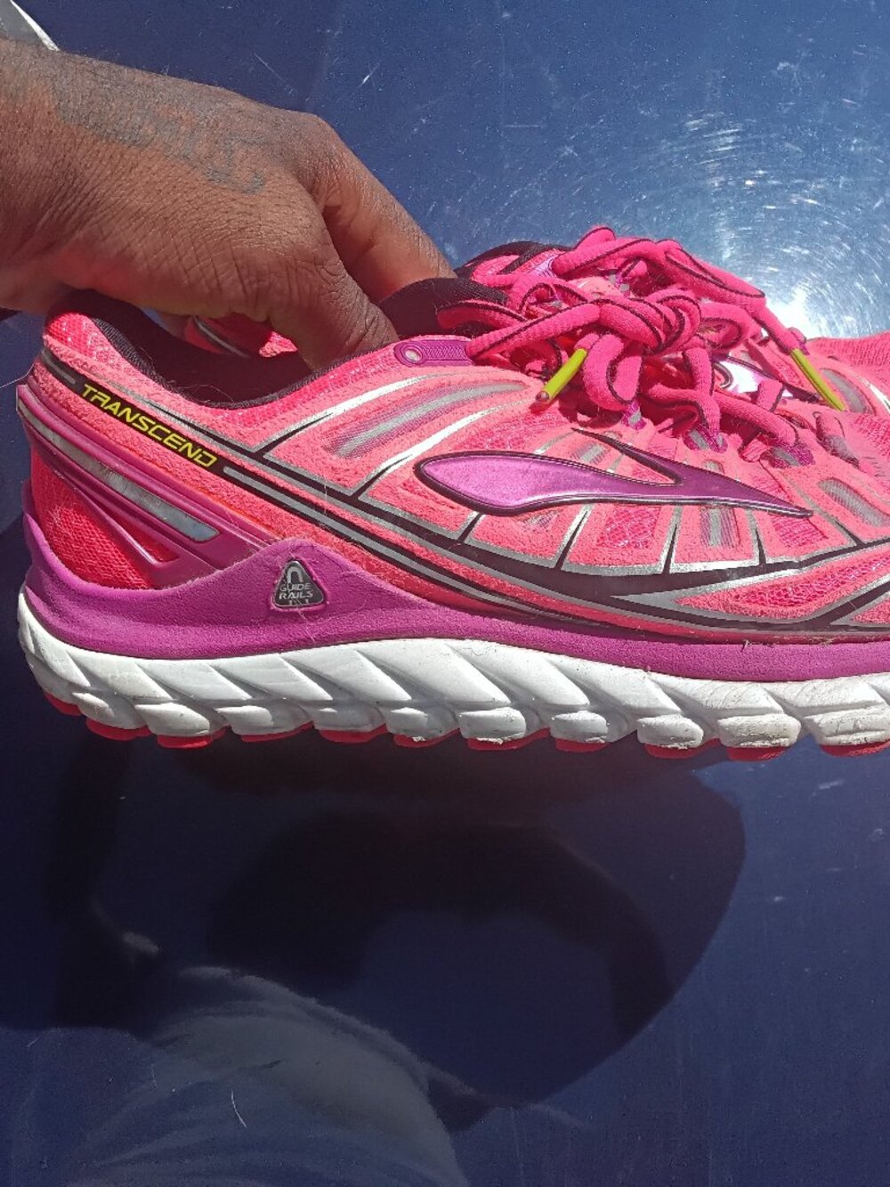 Brooks Transcend Women's Running Shoes Sz 9 Pink Purple